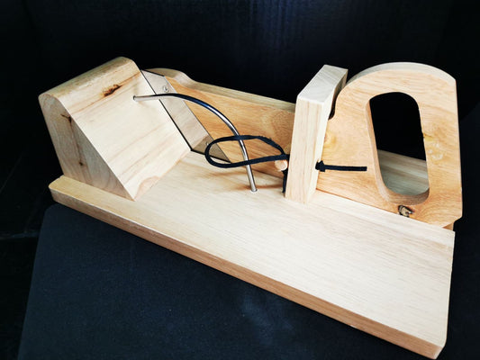 Wursthobel aus Holz mit personalisiertem Motiv